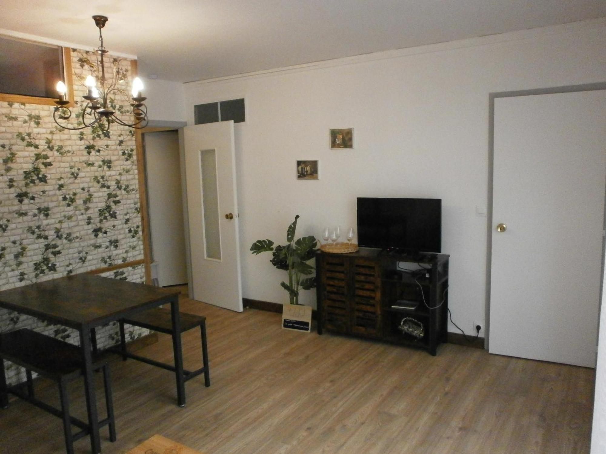 Le Petit Marmandais Apartment Marmande Bagian luar foto